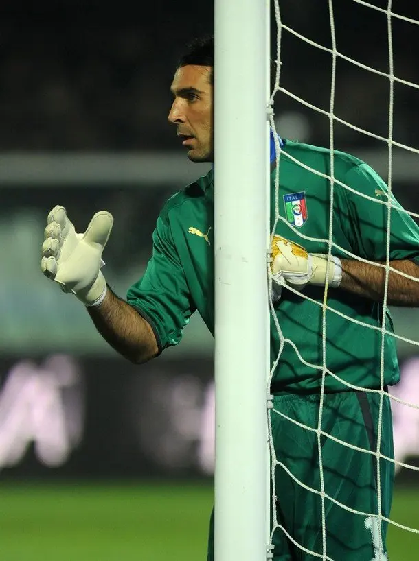 ảnh chế Gianluigi Buffon 11