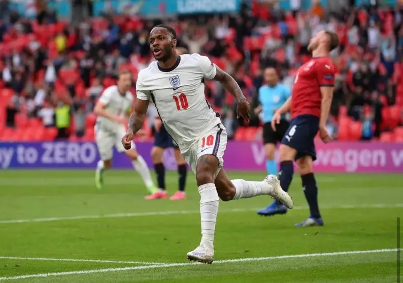 ảnh chế Raheem Sterling 24