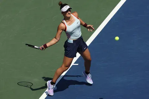 95+ ảnh Bianca Andreescu, ngôi sao tennis trẻ tuổi đang lên 20