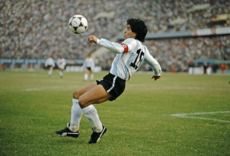 Tiểu sử Diego Maradona 11