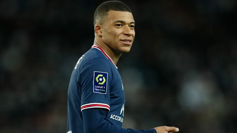 Tiểu sử Kylian Mbappé 7