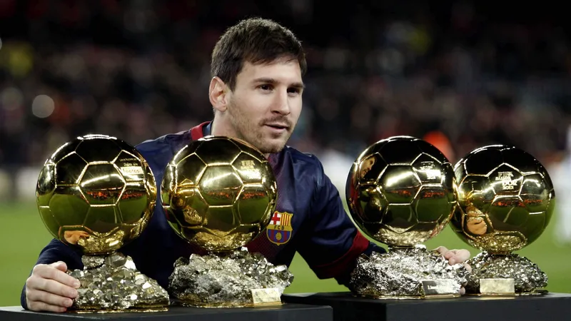 Lionel Messi (Bóng đá) 9