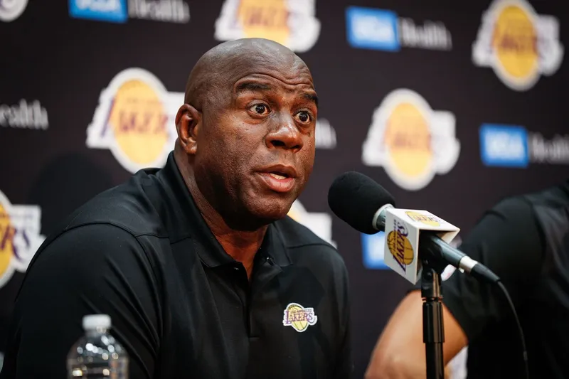 Tiểu sử Magic Johnson 4