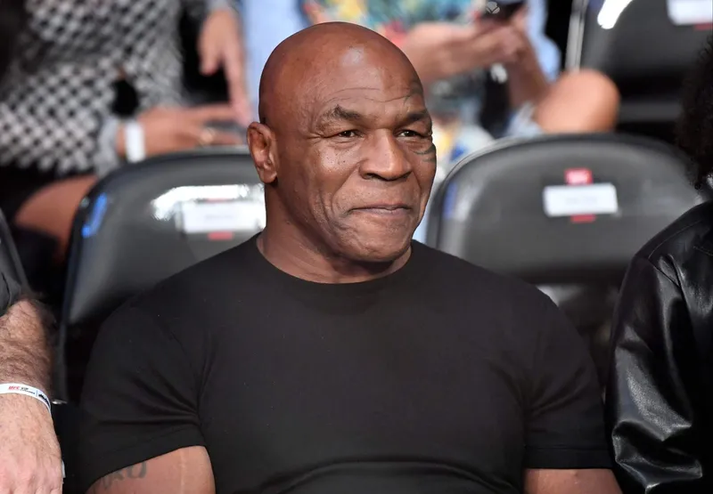 Tiểu sử Mike Tyson 8