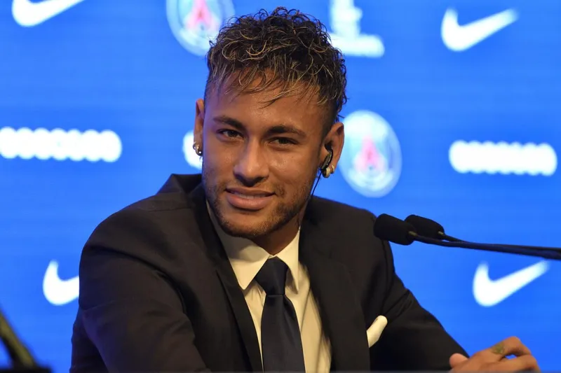 Tiểu sử Neymar Jr 19