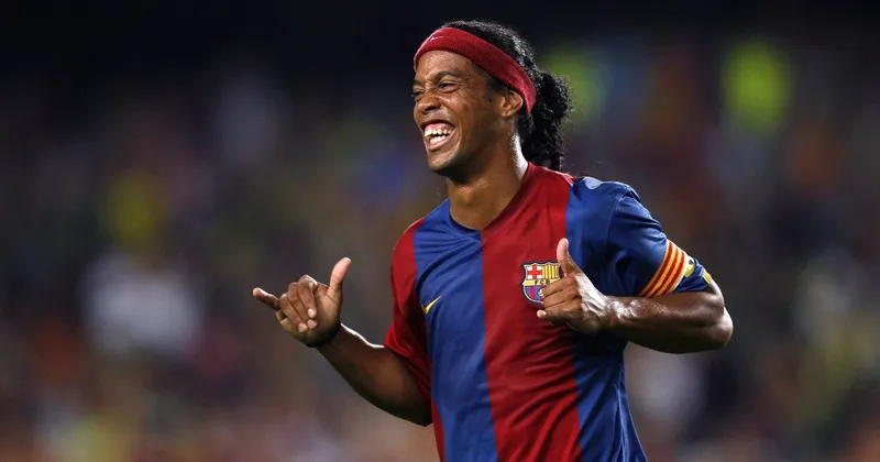 Tiểu sử Ronaldinho 13