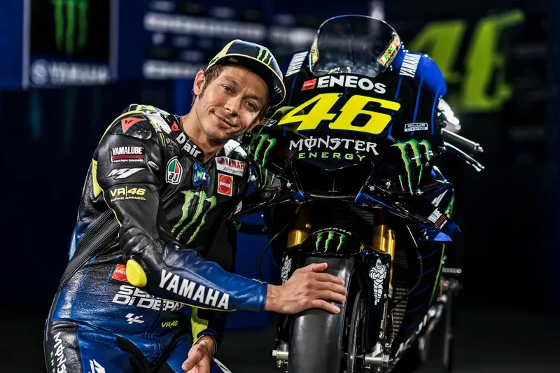 Tiểu sử Valentino Rossi 9