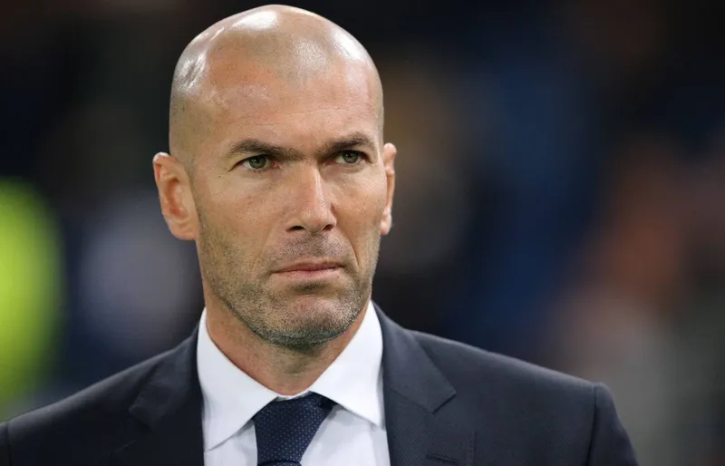 Tiểu sử Zinedine Zidane 1