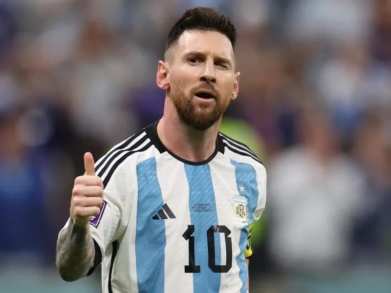 Messi khóc meme là khoảnh khắc cảm động của Messi khiến người hâm mộ xúc động.