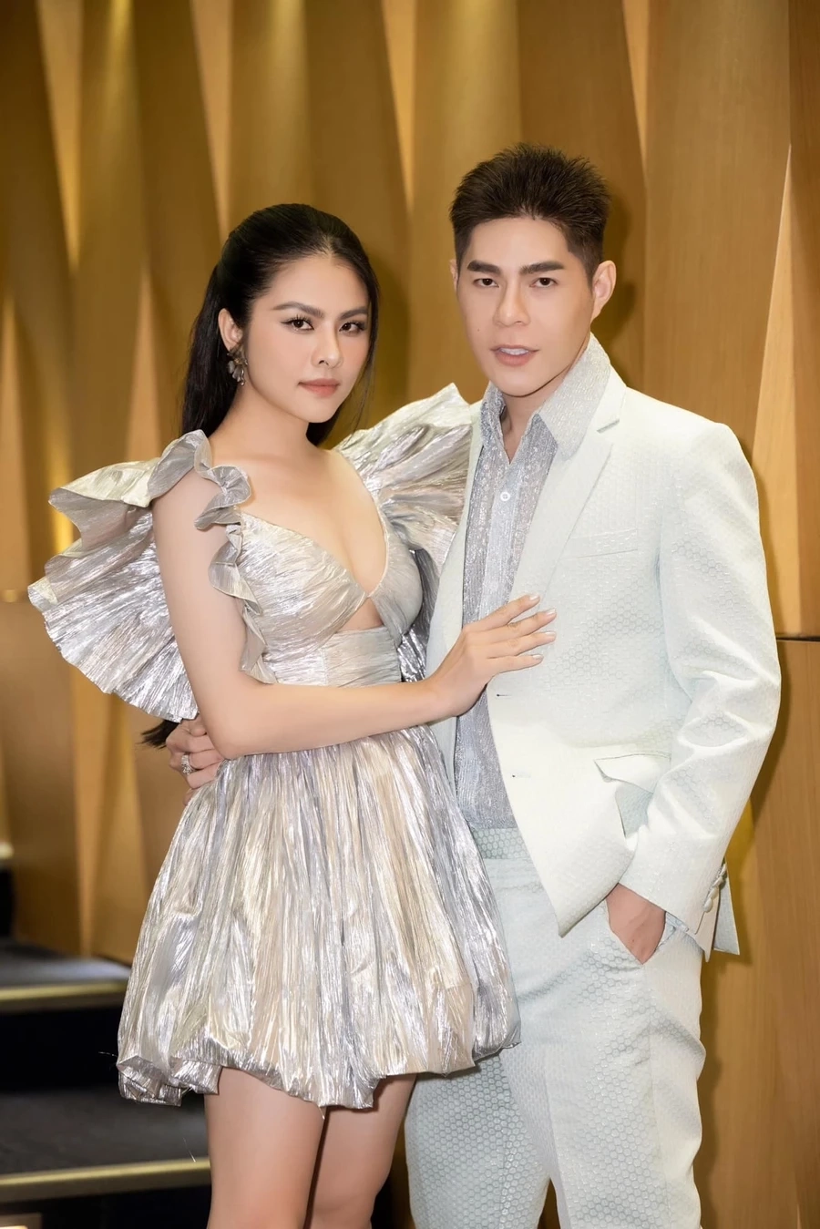 Nhà của diễn viên Vân Trang là một không gian ấm cúng và đầy lãng mạn.