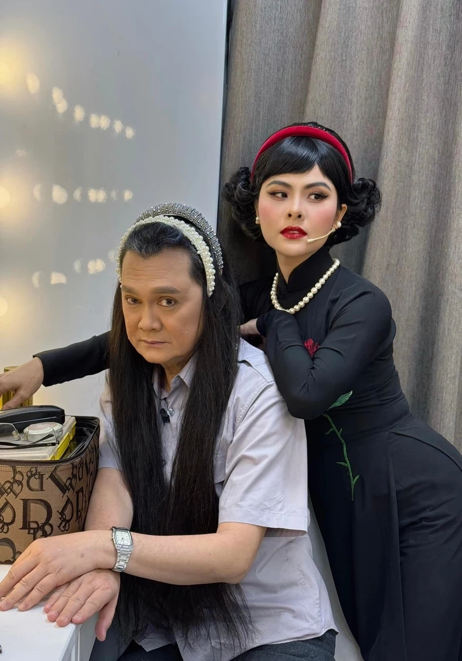 Thương Ngày Nắng Về Vân Trang tạo nên một làn sóng lớn trong cộng đồng yêu thích phim Việt.