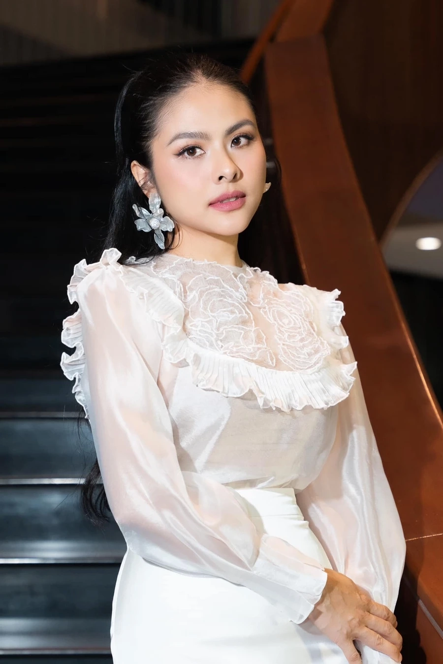 Thời trang Ngô Thanh Vân luôn là sự kết hợp hoàn hảo giữa hiện đại và cổ điển.