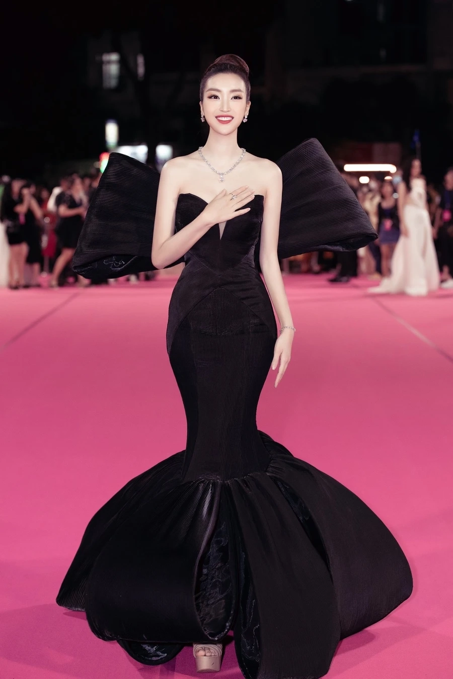 Thực đơn đám cưới Hoa hậu Đỗ Mỹ Linh mang đến sự tinh tế và đẳng cấp trong từng món ăn.