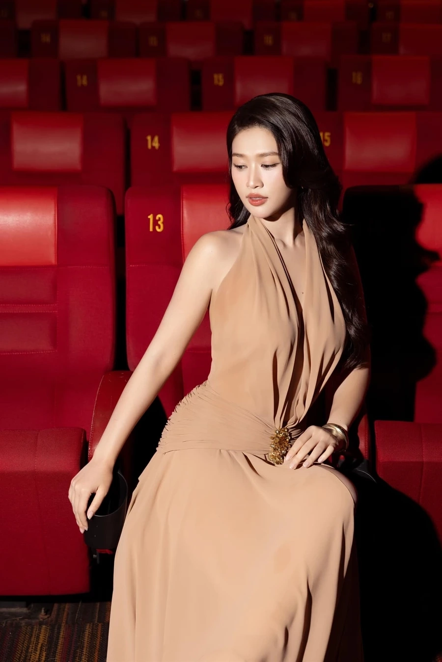 Đoàn Thiên Ân Áo Tắm luôn khiến khán giả say mê với sự kết hợp hoàn hảo.