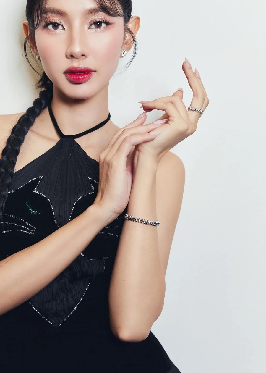 Hoa hậu Nguyễn Thức Thủy Tiên là hình mẫu đại diện cho sắc đẹp và sự nỗ lực.