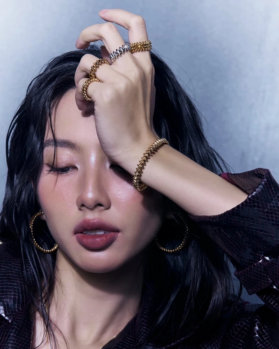 Tiểu sử Hoa hậu Nguyễn Thúc Thuỳ Tiên là hành trình đáng ngưỡng mộ với nhiều thành tựu nổi bật.