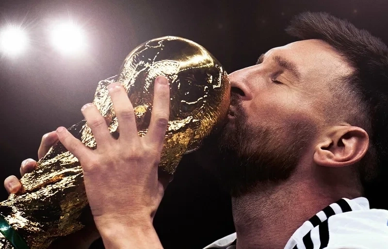 Messi meme glasses tạo ra những hình ảnh vui nhộn của Messi với chiếc kính.