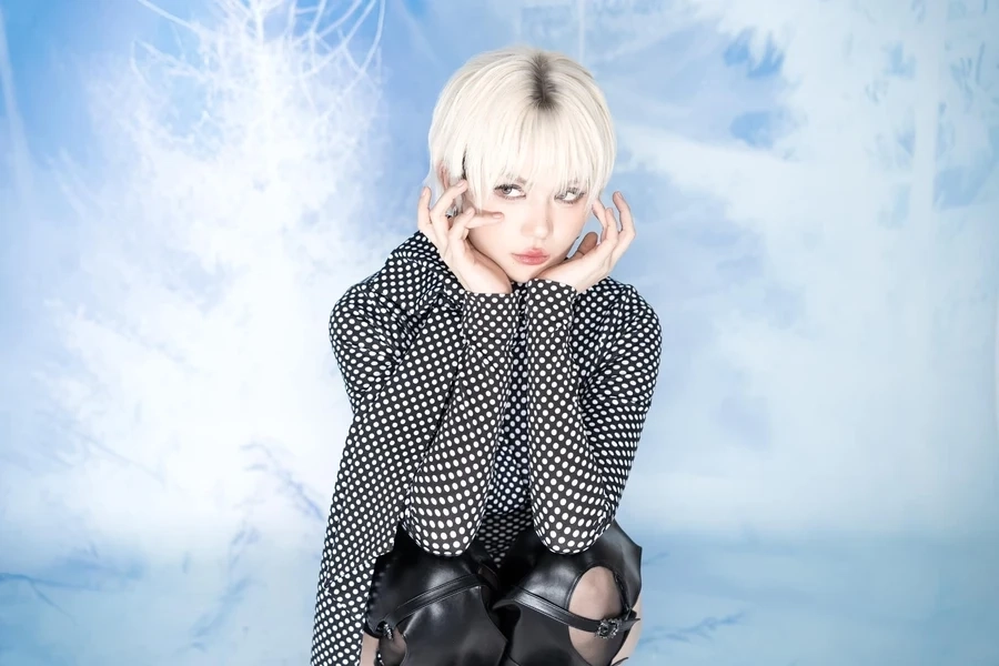 Ngọc Trinh Thúy Kiều là sự kết hợp đặc biệt giữa nghệ thuật và sắc đẹp của hai cô nàng.