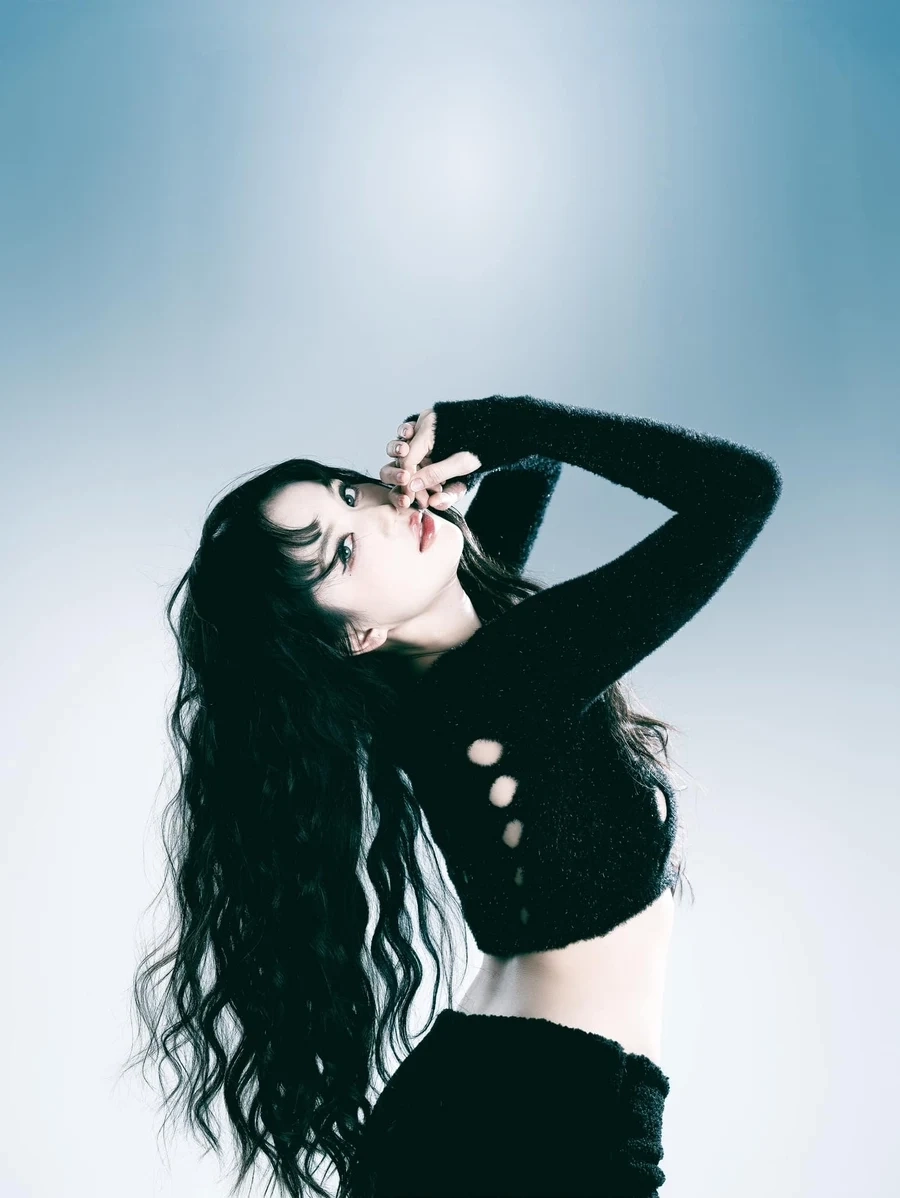 Nữ hoàng nội y Ngọc Trinh luôn giữ vững vị trí là biểu tượng thời trang không thể thay thế.