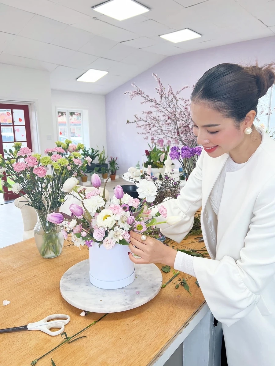 Hoa Hậu Phạm Hương luôn là cái tên không thể thiếu trong làng sắc đẹp.