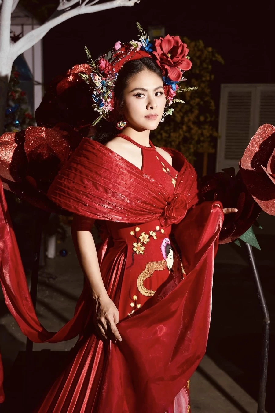 Thời Trang Vân Vân Thương Ngày Nắng Về mang đến những bộ trang phục đầy cảm hứng.