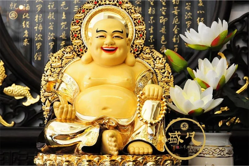 Ảnh Đức Phật Di Lặc mang đến niềm vui và sự bình an