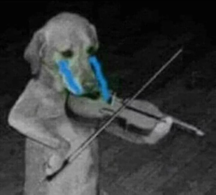 Sad dog meme diễn sâu với ánh mắt đầy tâm trạng