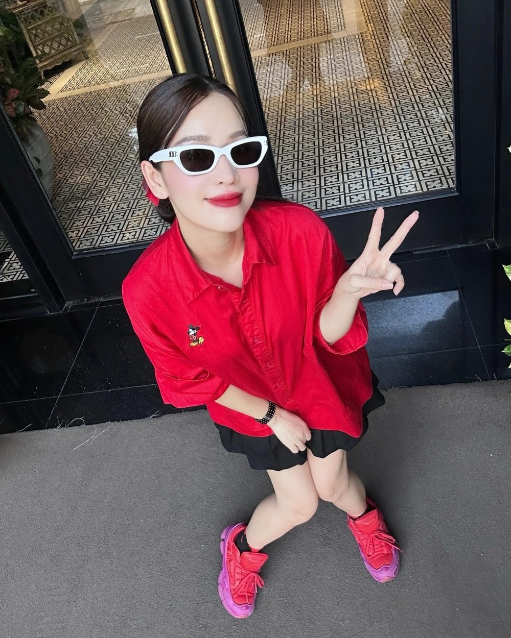 Ảnh gái xinh tóc dài dịu dàng rất nữ tính