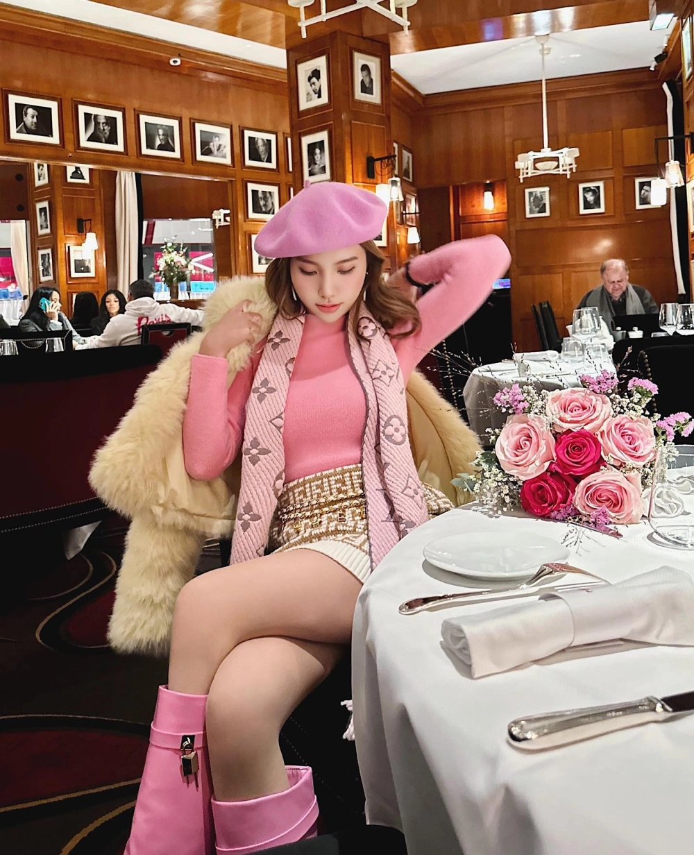 Gái xinh Trung Quốc dịu dàng và rất thu hút