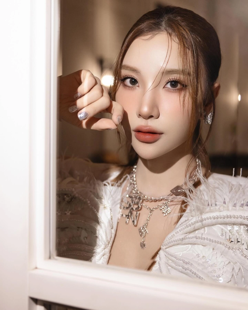 Những cô gái đẹp mang nhiều phong cách cuốn hút