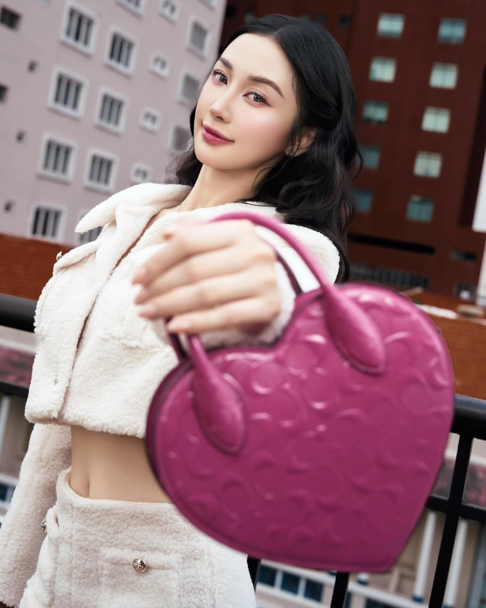 Jun vũ chiều cao cân đối với vóc dáng đẹp