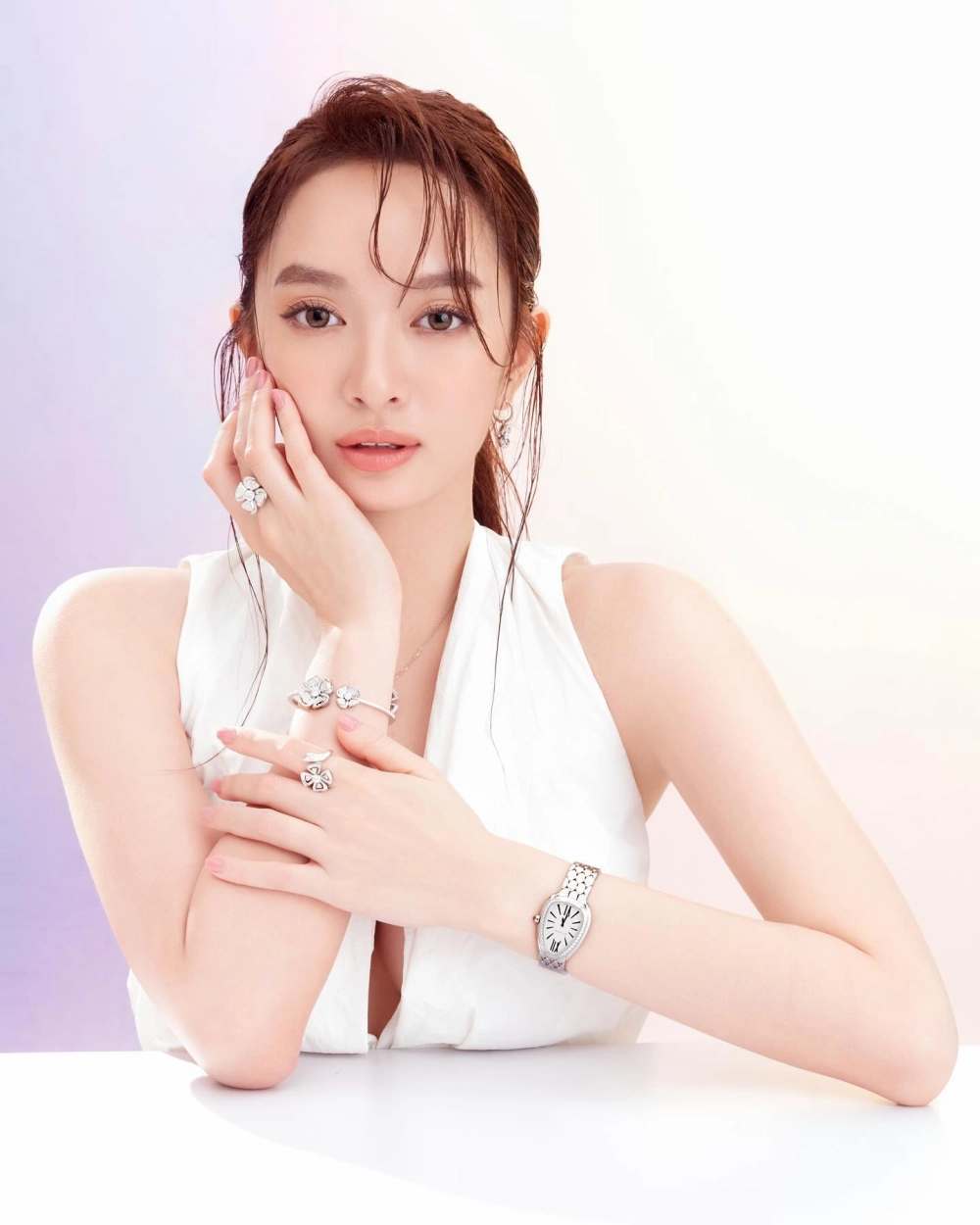 Yêu nhầm bạn thân Kaity Nguyễn được yêu thích