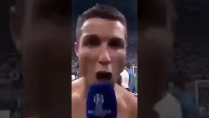ronaldo meme cuộc đối đầu kinh điển