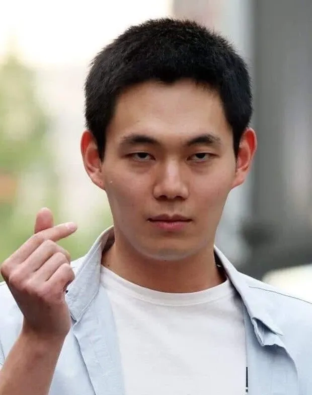 Thả tim meme biểu cảm yêu thương cực hài hước