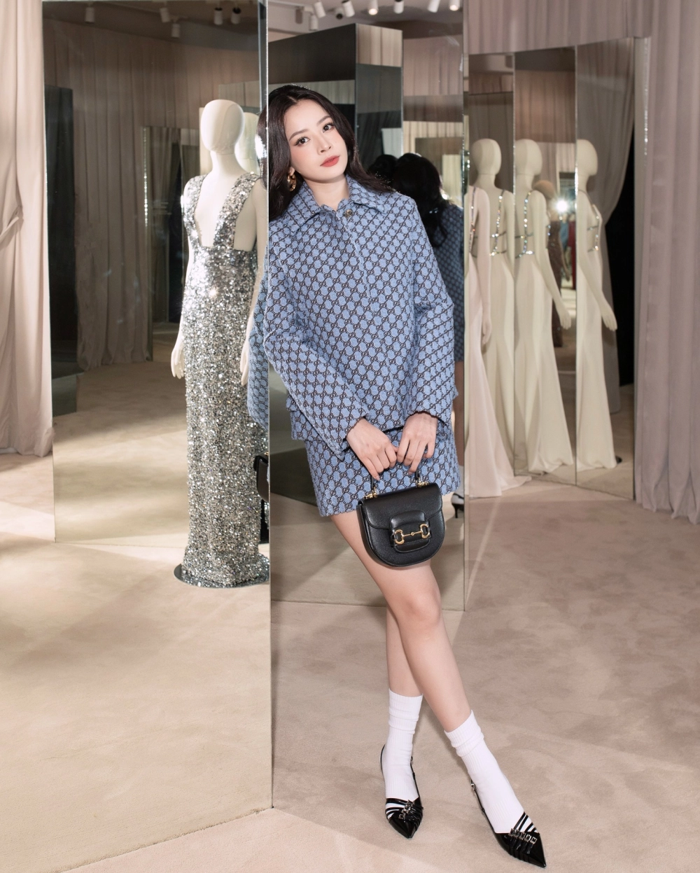 Hình nền gái xinh 4k miễn phí tải nhanh.