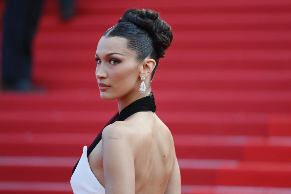 Bella Hadid boyfriend thường xuyên gây chú ý với người hâm mộ.