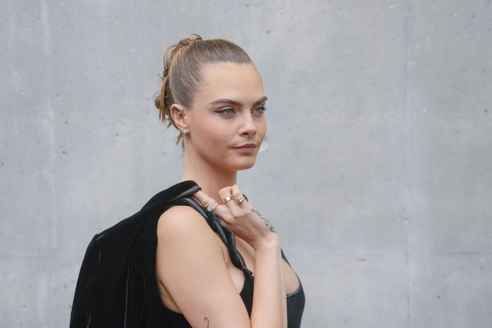 Cara Delevingne Victoria Secret ghi dấu ấn trên sàn diễn.