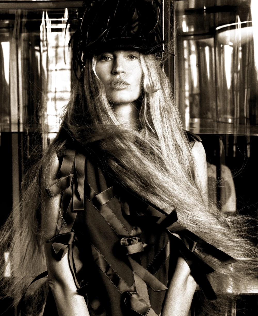 Gisele Bündchen age luôn là điều nhiều người tò mò.