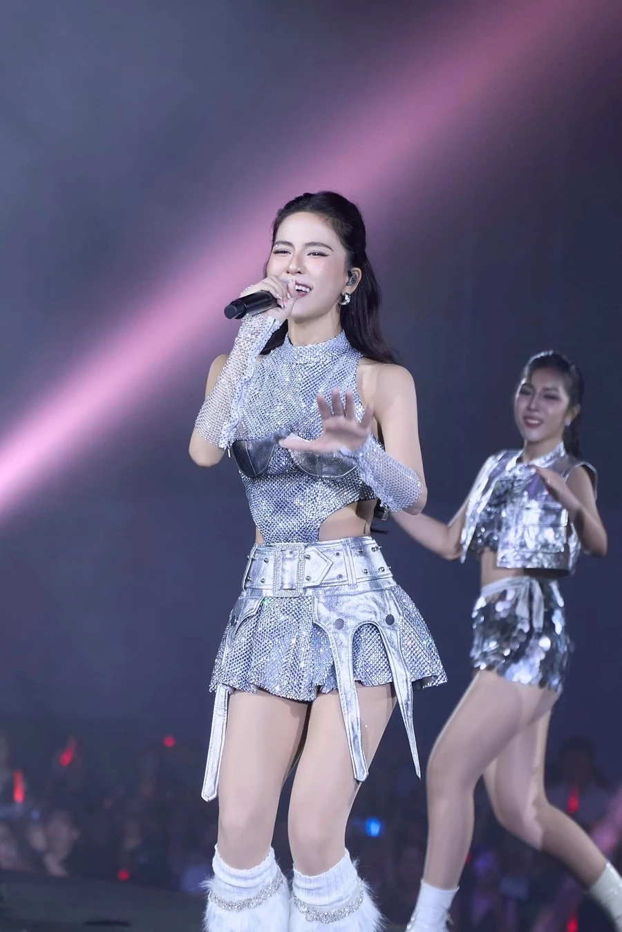 Nét đẹp thuần khiết và thoát tục được thể hiện qua ảnh gái đẹp thiên thần.