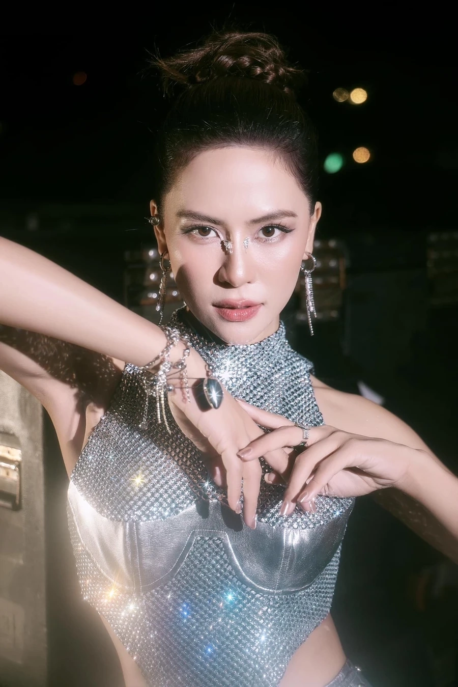 Tổng hợp bộ sưu tập gái đẹp đa dạng phong cách từ quyến rũ đến nhẹ nhàng.