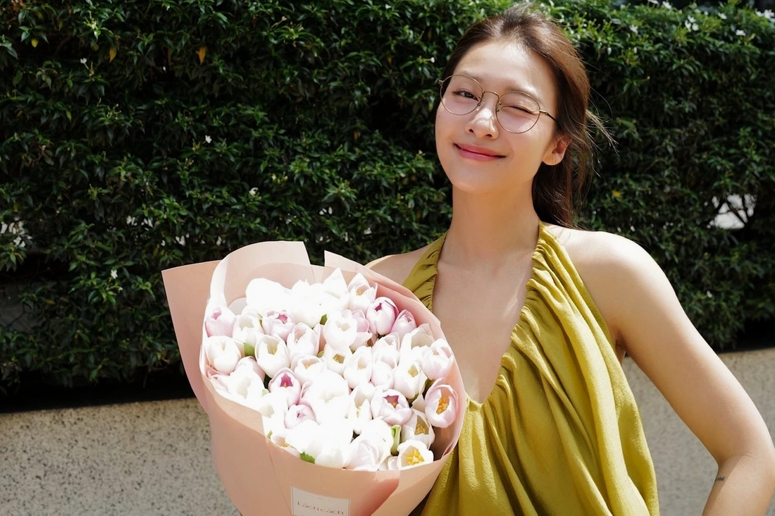 Ngoại hình khác lạ của Khả Ngân sau thời gian gặp biến cố sức khỏe