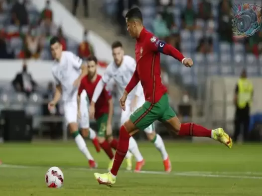 Ngắm nhìn những tuyệt phẩm sút bóng của Ronaldo