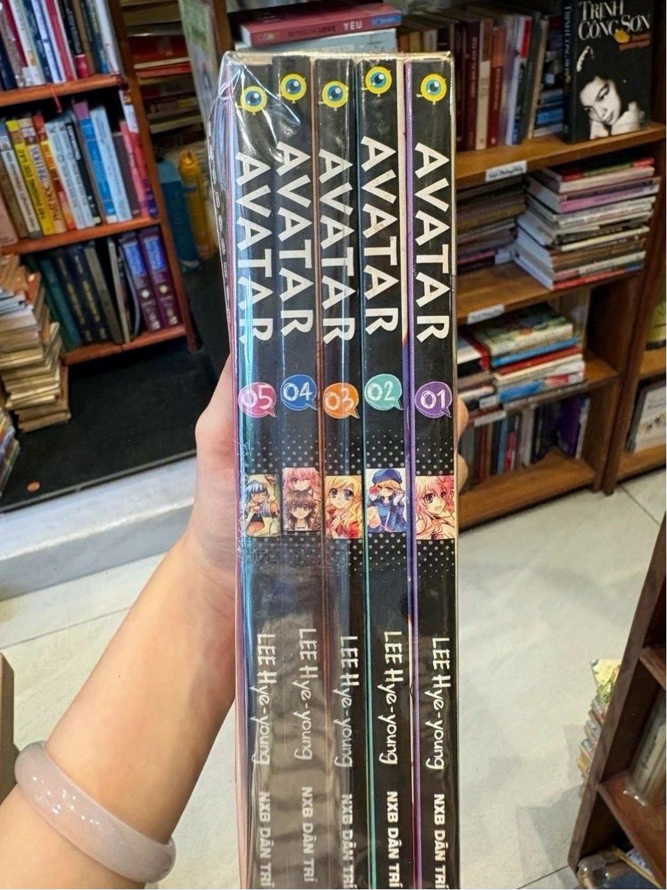 Avatar truyện tranh cặp đôi lãng mạn