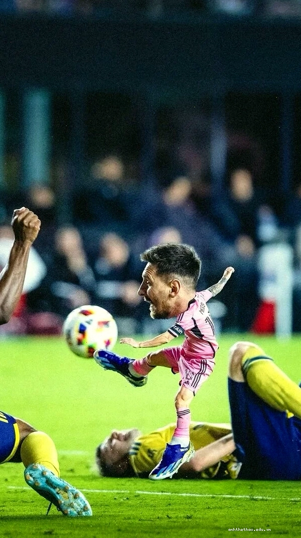 Little Messi meme