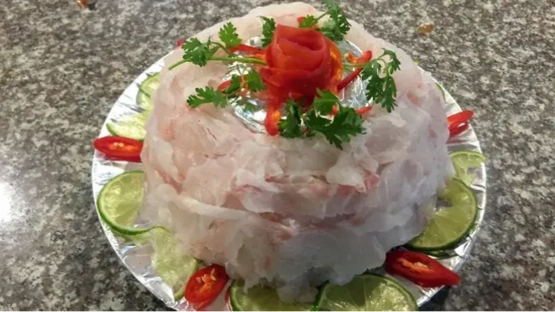 Nam giới nhìn vào khoảng không trong avatar buồn