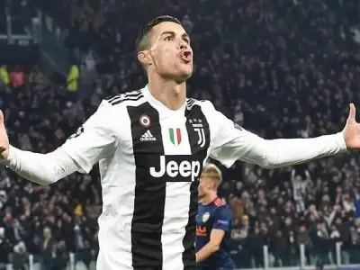 Chiêm ngưỡng kho ảnh Ronaldo đẹp nhất, tải miễn phí hình nền