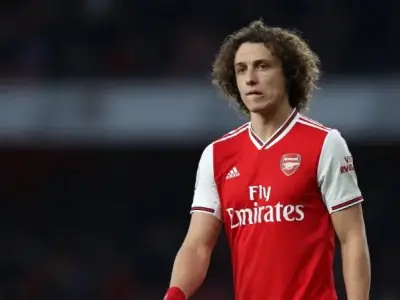 Khám phá những khoảnh khắc dễ thương qua bộ ảnh chế David Luiz