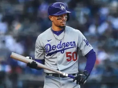 Top 89+ ảnh Mookie Betts, ngôi sao bóng chày tỏa sáng