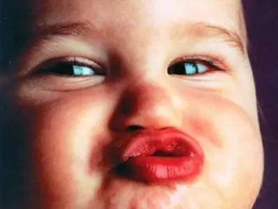 Bộ ảnh meme chu mỏ trào lưu mới gây bão trên mạng xã hội