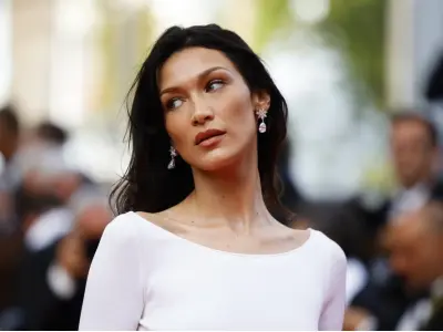 Bella Hadid biểu tượng thời trang và sức ảnh hưởng toàn cầu